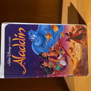Aladdin VHS Movie Tape. A Walt Disney Classic
